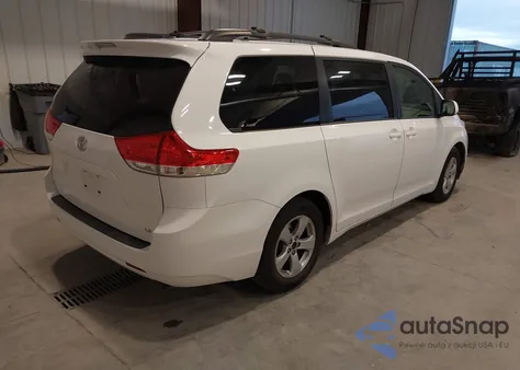 2014 Toyota Sienna Le V6 8 Passenger from USA, damaged, VIN 5TDKK3DC5ES497981